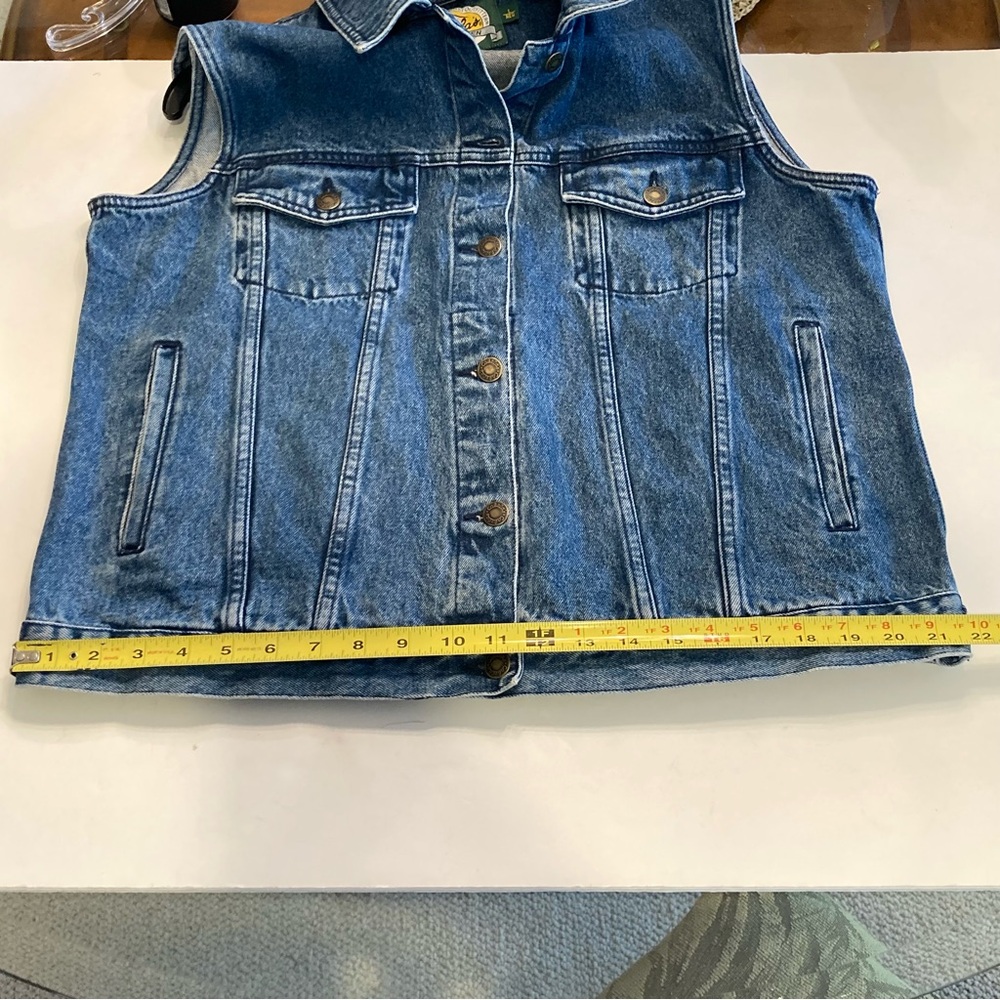 Cabela's  Blue Jean Denim Vest Women’s Size Large - Picture 12 of 15